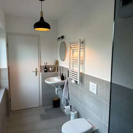 Apartamento Flamingo 1 - Traumhaftes Wohnen Mit Terrasse - Zentral Und Stilvoll Düren - Eifel