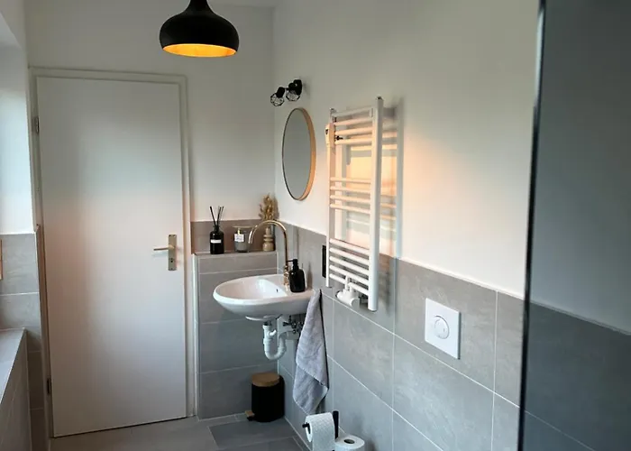 Apartment Flamingo 1 - Traumhaftes Wohnen Mit Terrasse - Zentral Und Stilvoll Düren - Eifel